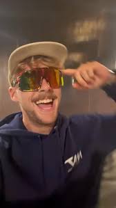 DAY 29 — This week has been all about tapering for Sunday ❤️‍🔥🎽. Can’t  thank you guys enough for all the support 🫶🏻, €350 and counting 🥹. UKG  SET COMING SOON #ripprseason #djjourney #ukgarage ...