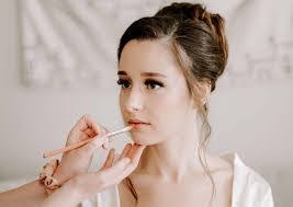 Trista May's Instagram, Twitter & Facebook