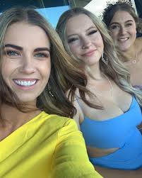 Jacinda Snow (@jacindasnowmusic) • Instagram photos and videos