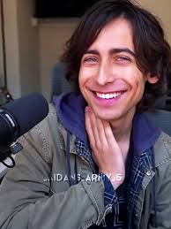 Aiden Gallagher Arms