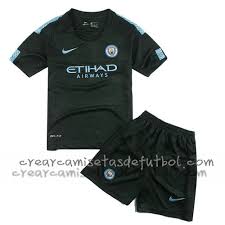 Geçtiğimiz günlerde i̇sveç milli takımı'ndaki kariyerine son verdiğini duyuran yıldız futbolcu, geçen sezon ligue 1'de çıktığı 31 maçta 38 gole imza. Pelicula De Zlatan Ibrahimovic Basada En La Vida Del Delantero Del Manchester United En La Obra Crearcamisetasdefutbol