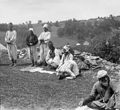 This is in our knowledge that we need to pray namaz five times a day but most of the people make mistakes in performing namaz. Namaz Vikipedi