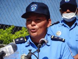 Policía continúa llevando atención a mujeres nicaragüenses