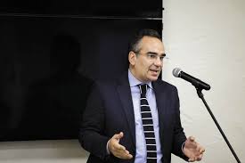 Υπαρχει επαρκεια εμβολιων για τριτη δοση. Synentey3h Basilhs Kontozamanhs Thedoctor Com Gr