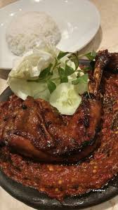 Berikut ini beberapa resep steak yang bisa kamu buat di rumah. Ayam Bakar Penyet