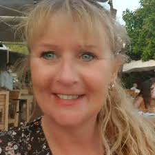 Heleen Hoogendoorn-de Ruiter op LinkedIn: Yes! Ik heb mijn diploma in  ontvangst genomen en mag starten als…