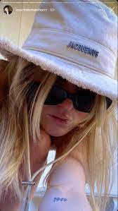 Courtney Mawhorr Courtneymawhorrr Outfits With Hats Bucket Hat Outfit Jacquemus