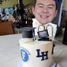 SUGAR MAMAS CAKES AND BAKERY