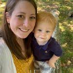 Devon Bagwell's Instagram, Twitter & Facebook