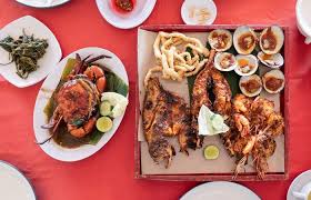 Salah satu tempat wisata kuliner di bandung yang menyediakan seafood adalah d'cost. Di Muara Karang Bisa Jajan Seafood Segar Dan Enak Di 5 Resto Ini