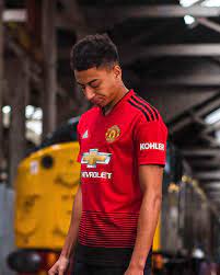 Pin By Chris Rawson On Kits Manchester United Manchester United Football Club Jesse Lingard