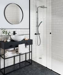 Black And White Bathroom Tile Designs 36 Tips For Choosing The Right Bathroom Tile Designs Trends Ideas Bathroomtiles Bathr White Bathroom Tiles Bathroom Tile Designs Bathroom Interior Design