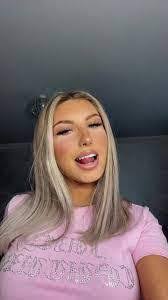 Tia Cheney's Instagram, Twitter & Facebook