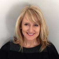 Lisa Rollo's Instagram, Twitter & Facebook