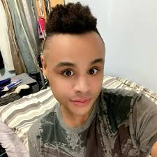 Hey! My friend is in need of a moving van hire for next Tuesday the 14th,  can anyone recommend please?