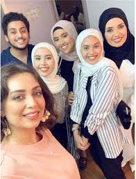 تواصل الفنانة هيدي كرم تصوير مسلسل «اختيار إجباري» بطولة كريم فهمي، وخالد سليم، وأحمد زاهر، ومي سليم، وإنجي المقدم. Ø¸Ù‡ÙˆØ± Ø®Ø§Øµ Ù„Ù„ÙÙ†Ø§Ù†Ø© Ø¬ÙŠÙ‡Ø§Ù† Ù†ØµØ± Ù…Ø¹ Ø£ÙˆÙ„Ø§Ø¯Ù‡Ø§ Ø¨Ø¹Ø¯ Ø§Ù„Ø§Ø¹ØªØ²Ø§Ù„ Ù‡Ù„ ØªØºÙŠØ±Øª ÙƒØ«ÙŠØ± Ø§ Ù„Ù‡Ù„ÙˆØ¨Ù‡
