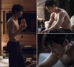 Lee's release will extend a long history of leniency for south korean corporate bosses convicted of corruption and financial crimes. Kim Jae Young Shows Off His Impressive Physique In Secret Boutique Soompi
