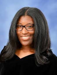 Monae Hicks's Instagram, Twitter & Facebook