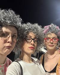 Our girl Gracie has really been through it these past couple of weeks. ❤️  Because of her neurological condition, she has limited feeling in her front  feet, which means she can injure