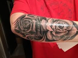 Black and white flower tattoo cliparts co. Black And White Rose Tattoo Done By Tylor At A Thin Line In Batavia Il I Couldn T Be Happier With This Amazing Piece Of Artwork Tattoos