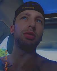 Aaron Roebuck's Instagram, Twitter & Facebook