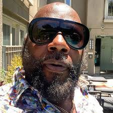 Dwayne Peay's Instagram, Twitter & Facebook