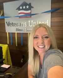 SIX YEARS?!! 😱 I have had the pleasure of working here at the local  Veterans United Home Loans for the last 6 years. I seriously can't believe  it. Time flies man!!!!! I