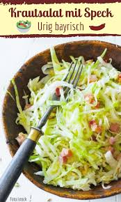 Bayrischer Krautsalat Mit Speck Zunftig Geniessen Rezept Bayrischer Krautsalat Krautsalat Krautsalat Mit Speck