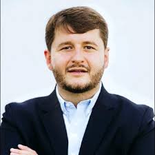 Excited to build with this talented and proven team! More to come soon so  follow our company