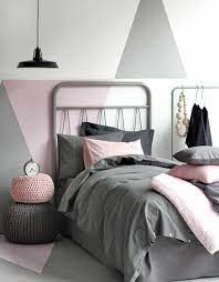 Je veux avoir rapidement 3 devis de peinture de professionnels de ma région pas cher ici deco peinture chambre gris et rose. 1001 Idees Comment Decorer La Chambre Rose Et Blanc Chic Chambre Rose Et Blanc Deco Chambre Ados Idee Deco Chambre