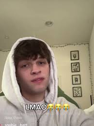 Heartfelt Moments with the Sturniolo Triplets