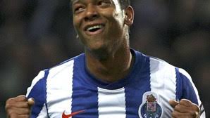 Serie a takımlarından i̇nter, portekiz'in porto takımının kolombiyalı futbolcusu fredy guarin'i transfer etti. Ex Fc Porto Fredy Guarin Detido Por Violencia Domestica Na Colombia Mundo Correio Da Manha