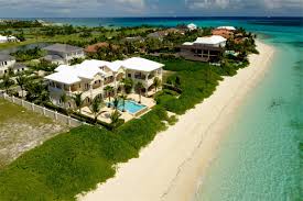 Plaza on the way, west bay str. Ocean Club Estates Bahamas Real Estate For Sale Rent