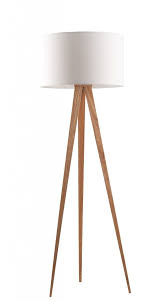Stehleuchte Tripod Wood White Von Zuiver Schirm Weiss Fusse Natur Stehleuchte Holz Holzleuchte Lampen Wohnzimmer