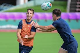 Caissons audio et jets privés, la récit de sa fuite rocambolesque du japon. Xv De France Quatre Joueurs Contraints De Rester Au Japon Par Manque De Place Dans L Avion Actu Rugby