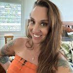 Holly Rollison's Instagram, Twitter & Facebook