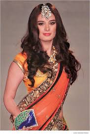 Hairstyles For Curly Hair With Saree Curly Hairstyles Hairstylesforcurlyhair Saree Saree Hairstyles Hair Styles Curly Hair Styles