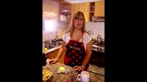 Sube tus propias recetas de cocina, reseñas y fotos para formar parte de la comunidad kiwilimón. Receta De Torta De Manzana Youtube