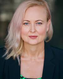 Biography author matching "tracey" (Sorted by Popularity Ascending)