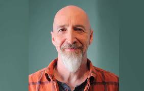 Woodside is a church run by volunteers and supported by a staff team. Here  are some of the faces you might want to know.