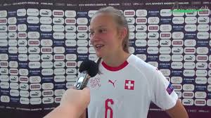 Mit einem video am vierwaldstättersee. Alisha Lehmann Spielerinnen Profil Und Interviews Abseits Ch