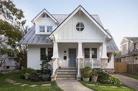 Craftsman style is distinguished by attention to crafts and art details and of course, by its quality of craftsmanship. 75 Beautiful Craftsman White Exterior Home Pictures Ideas July 2021 Houzz