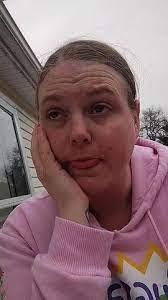 Cassie Putman's Instagram, Twitter & Facebook