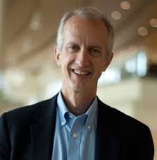 Jeffrey Winters: “Chile es en parte democracia y en parte oligarquía”