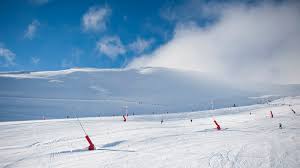 Across the three sectors, there are 7 green runs, 6 blue runs, 14 red runs and 11 black runs. Sonnen Ski In Saint Lary Soulan Mein Frankreich