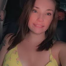 Victoria Cisneros's Instagram, Twitter & Facebook