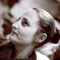 Liz Haddon's Instagram, Twitter & Facebook