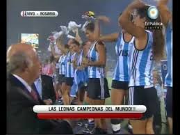 Recuerdos de las leonas, a 10 años de ser campeonas del mundo en rosario. C5n El Festejo Leonas Campeonas Del Mundo 2010 Youtube