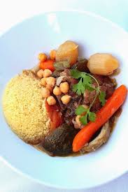 Couscous Aux Sept Legumes Facon Alain Ducasse Quatre Saisons Au Jardin Recettes De Cuisine Cuisine Orientale Couscous