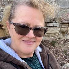 Hey, everyone, my name is Shelby Stapleton and this is my Thrive  Experience!! Let me give you a little background before I jump in! I am a  mommy of 3 daughters 🎊🦄,